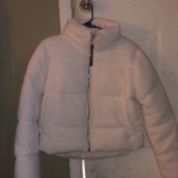 JUICY COUTURE! BLACK LASFI-Size: small. Color: white, cropped perfect condition - Picture 4 of 10